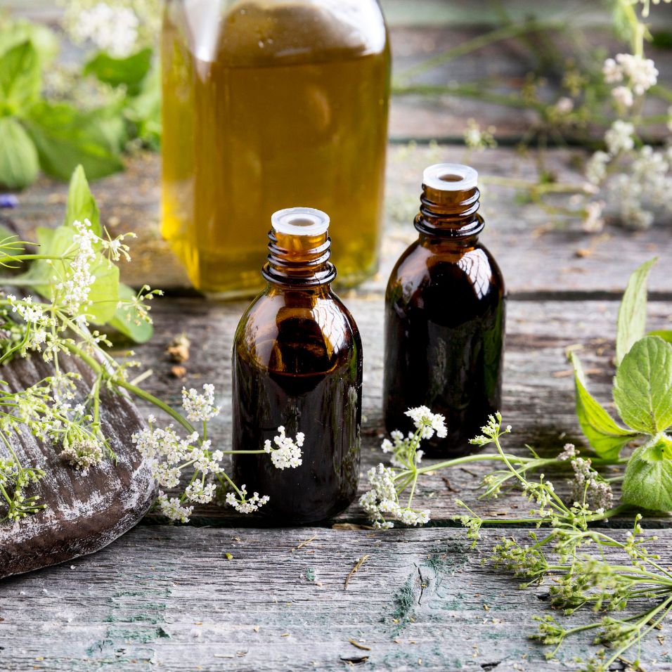 Corsi aromaterapia oli essenziali spiriti della natura galliate novara naturopatia